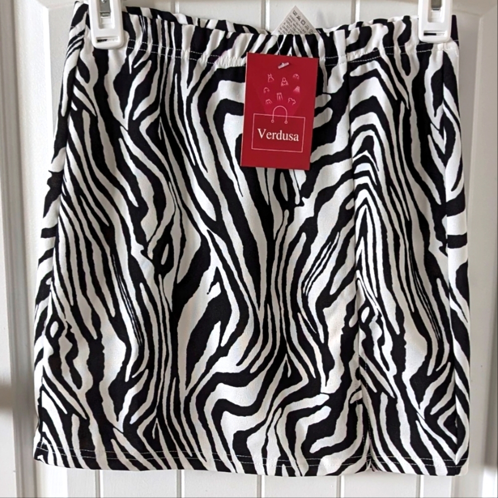 Zebra print mini skirt! Size SMALL